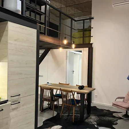 Апартаменты The Loft